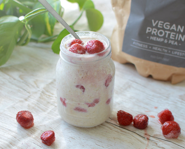 Strawberries and Cream Overnight Oats
